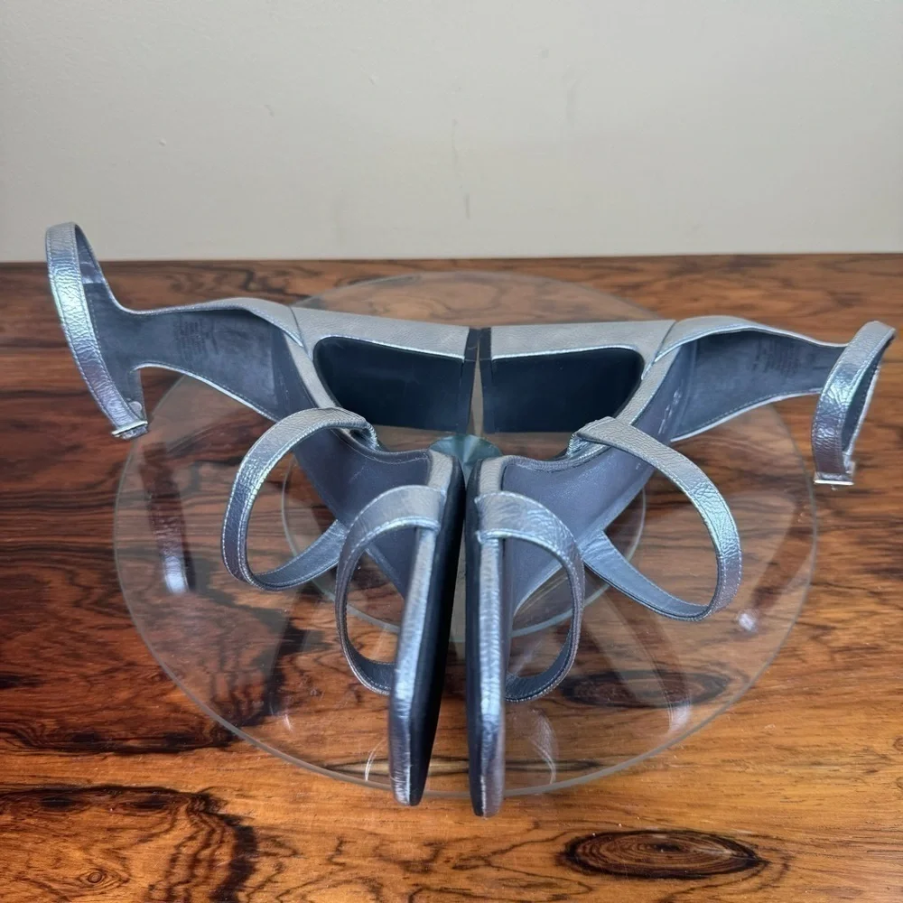 Nordstrom Rack Adelaide Block Heel Sandal silver metallic - size 8